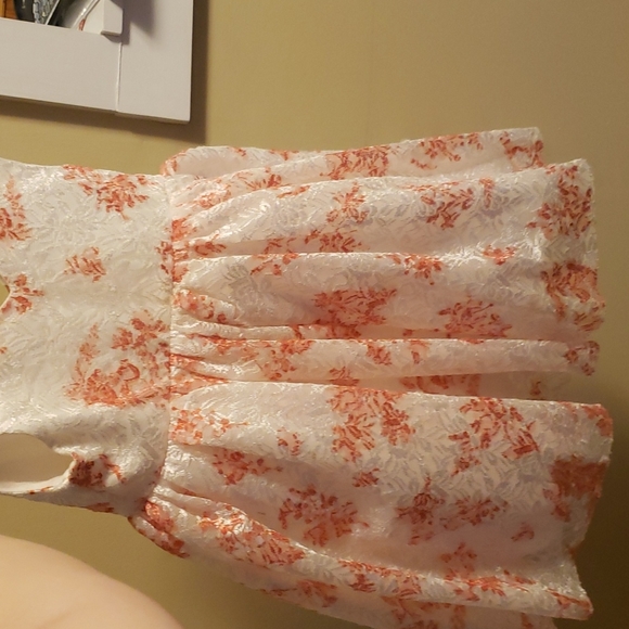 Girls size 3-4 patpat dress white and coral flower girl style dress - Picture 3 of 4